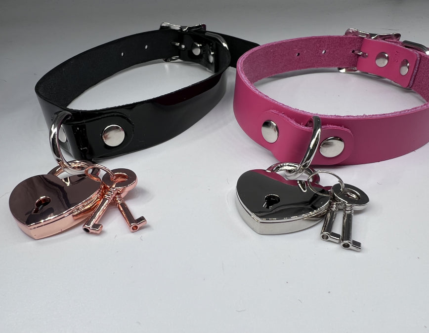 Leather Collar With Lock