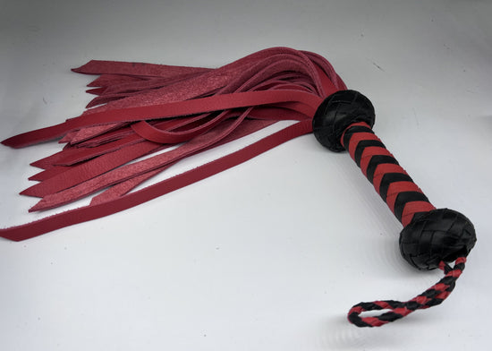 Short Leather Flogger