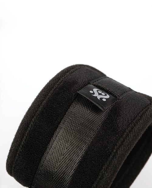 Sei Mio Adjustable Neck & Wrist Restraint Kit