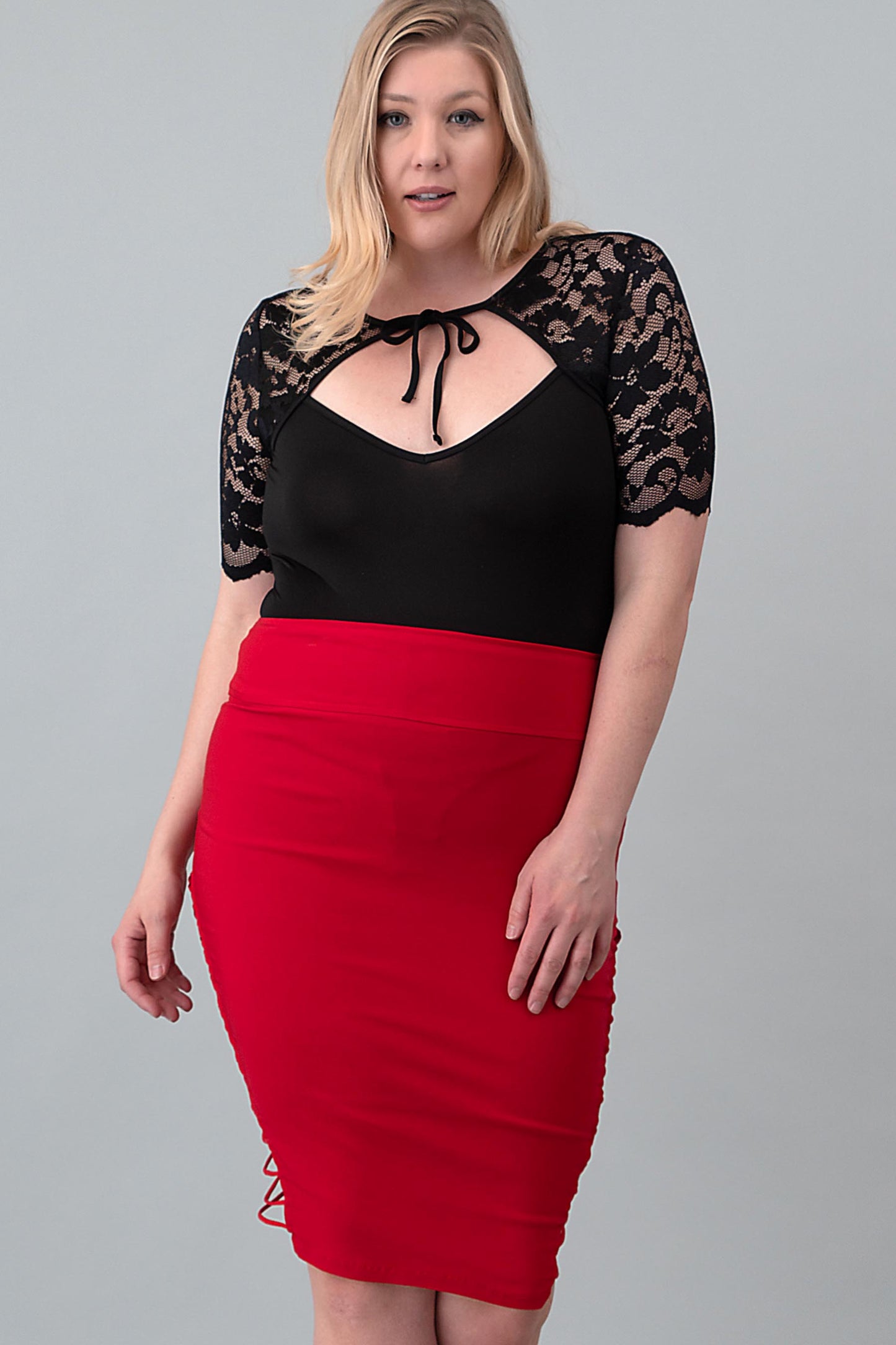 Plus Size Lace Sleeve Bodysuit